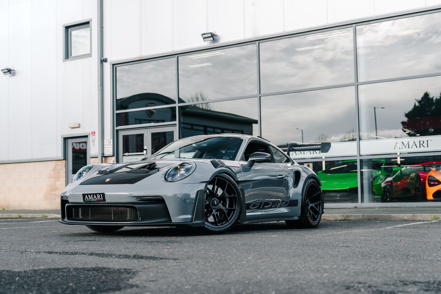Porsche 911 992 GT3 RS Weissach