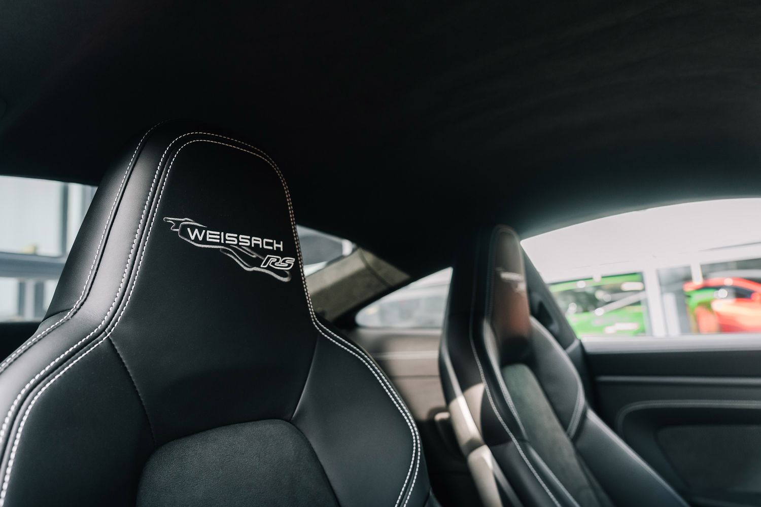 Porsche 911 992 GT3 RS Weissach