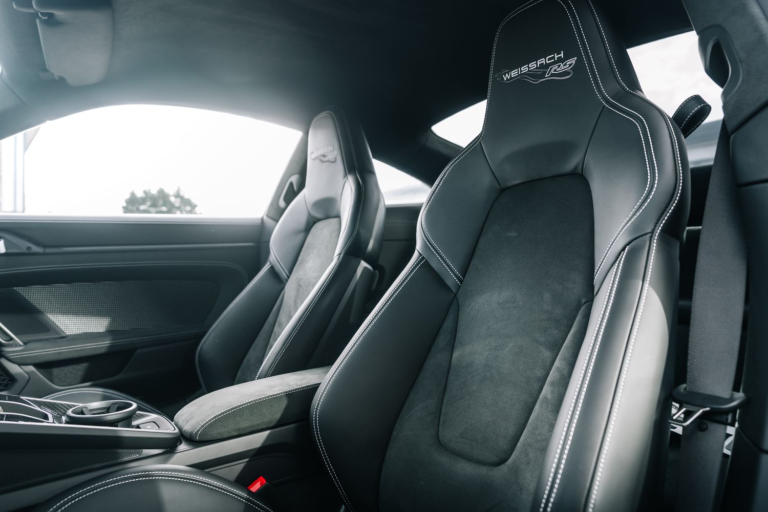 Porsche 911 992 GT3 RS Weissach