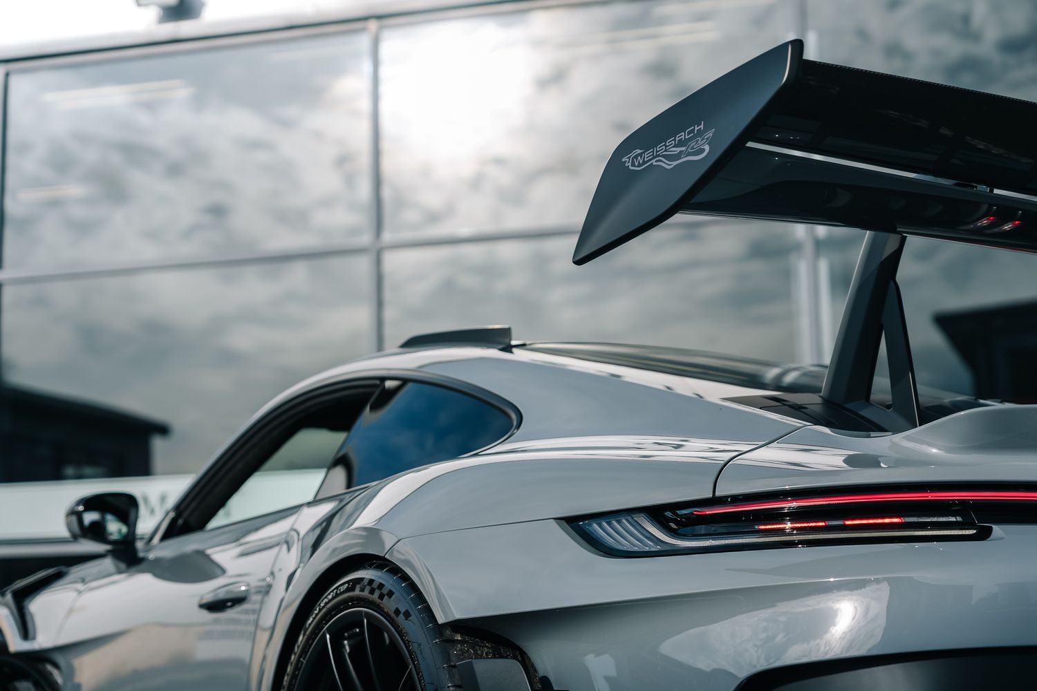Porsche 911 992 GT3 RS Weissach