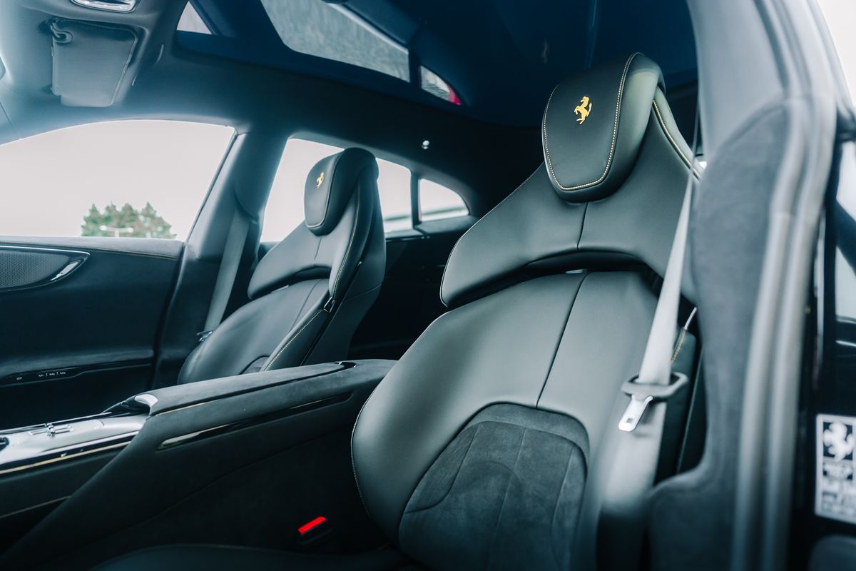 Ferrari Purosangue