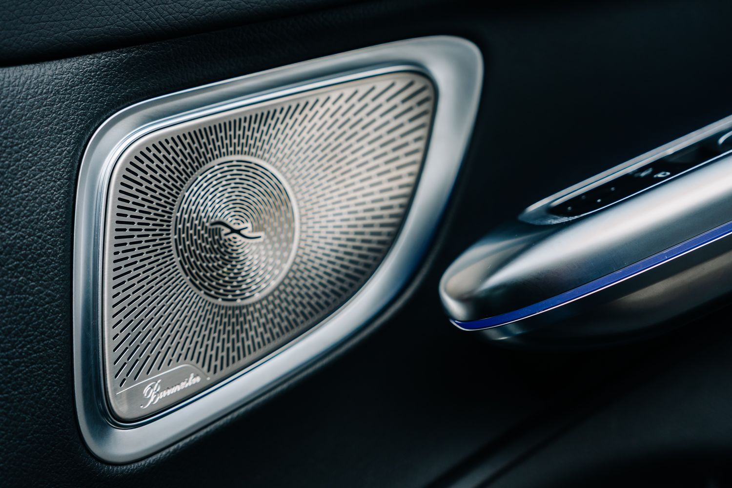 Mercedes-Benz CLE 2.0 300h MHEV AMG Line (Premium Plus)