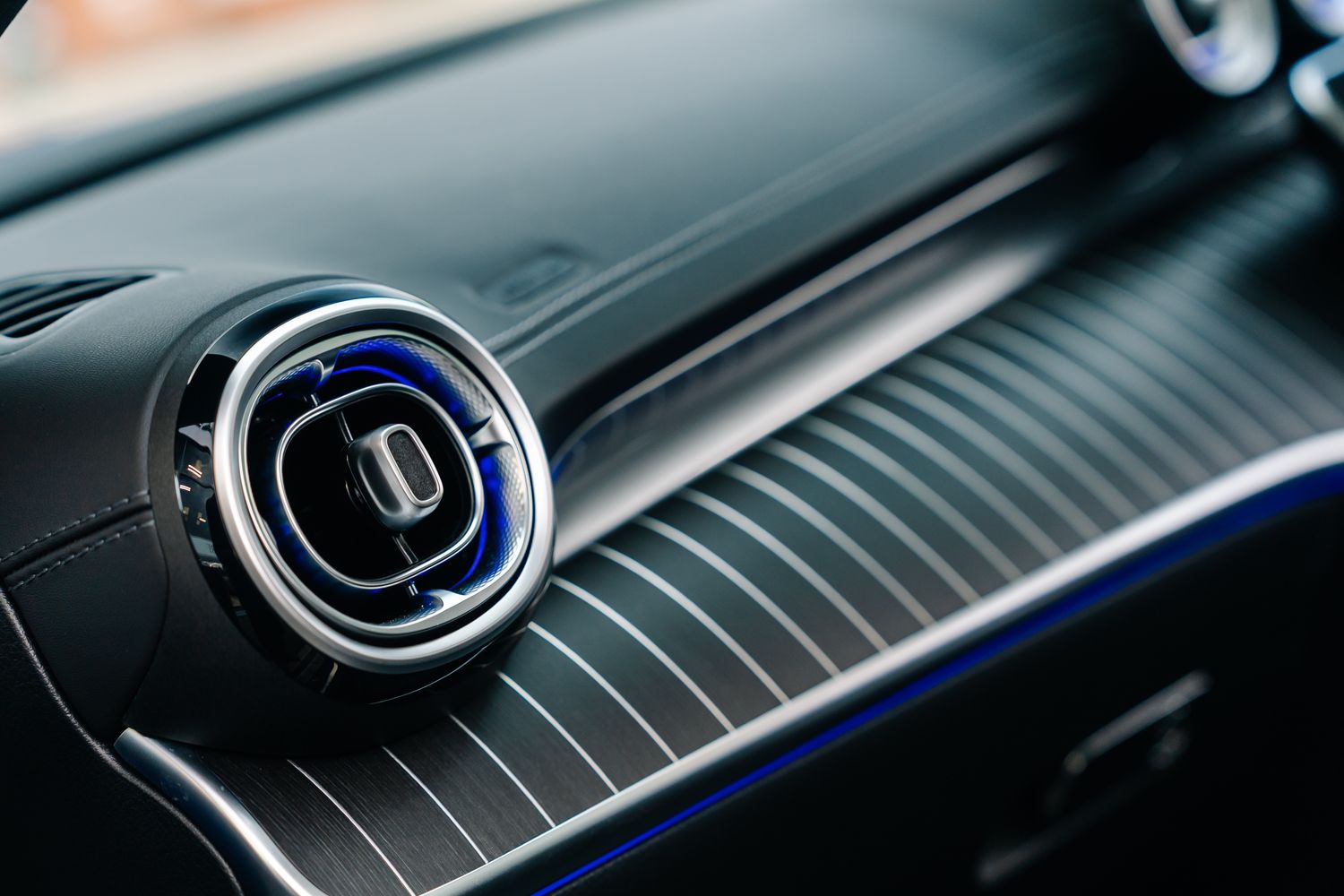 Mercedes-Benz CLE 2.0 300h MHEV AMG Line (Premium Plus)