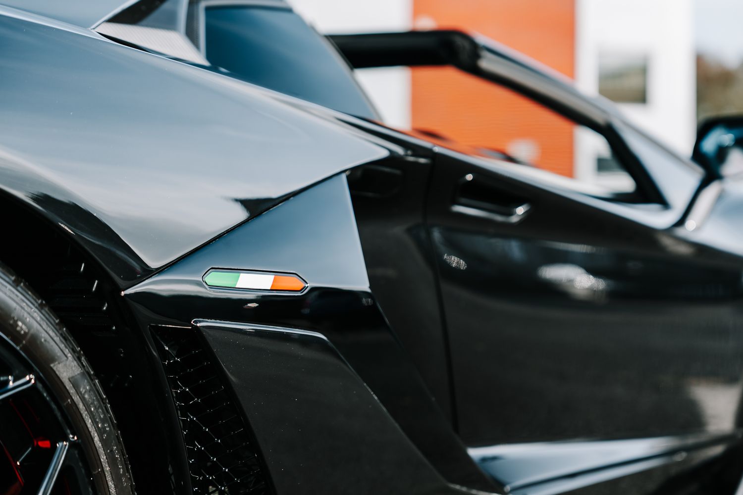 Lamborghini Aventador SVJ Roadster