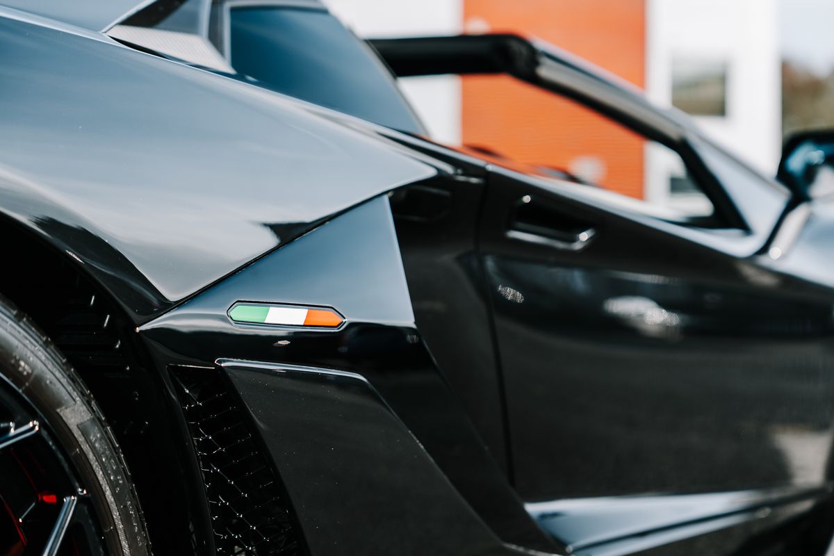 Lamborghini Aventador SVJ Roadster