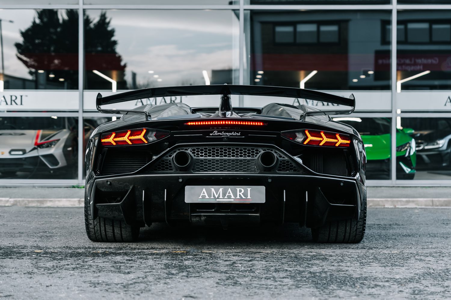 Lamborghini Aventador SVJ Roadster