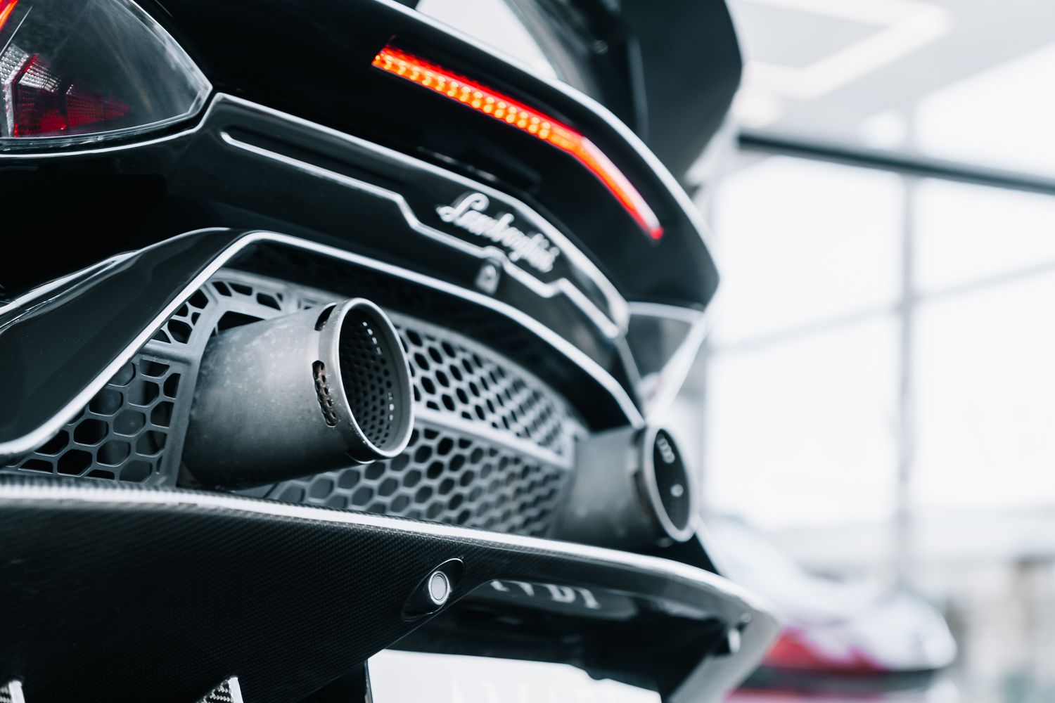 Lamborghini Aventador SVJ Roadster