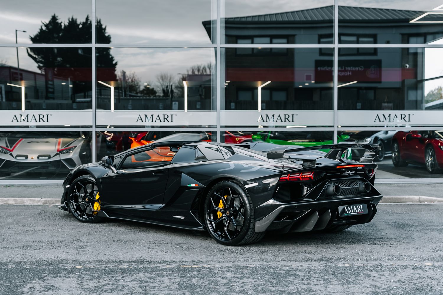 Lamborghini Aventador SVJ Roadster