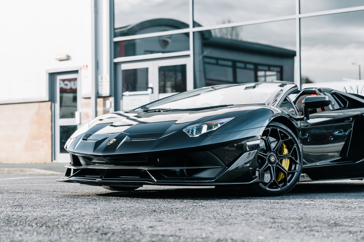 Lamborghini Aventador SVJ Roadster