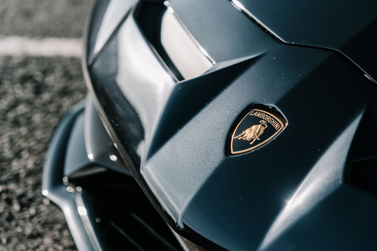 Lamborghini Aventador SVJ Roadster
