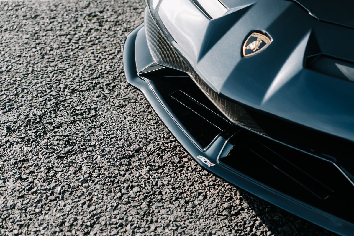 Lamborghini Aventador SVJ Roadster