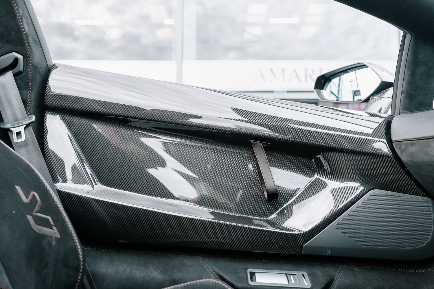 Lamborghini Aventador SVJ Roadster