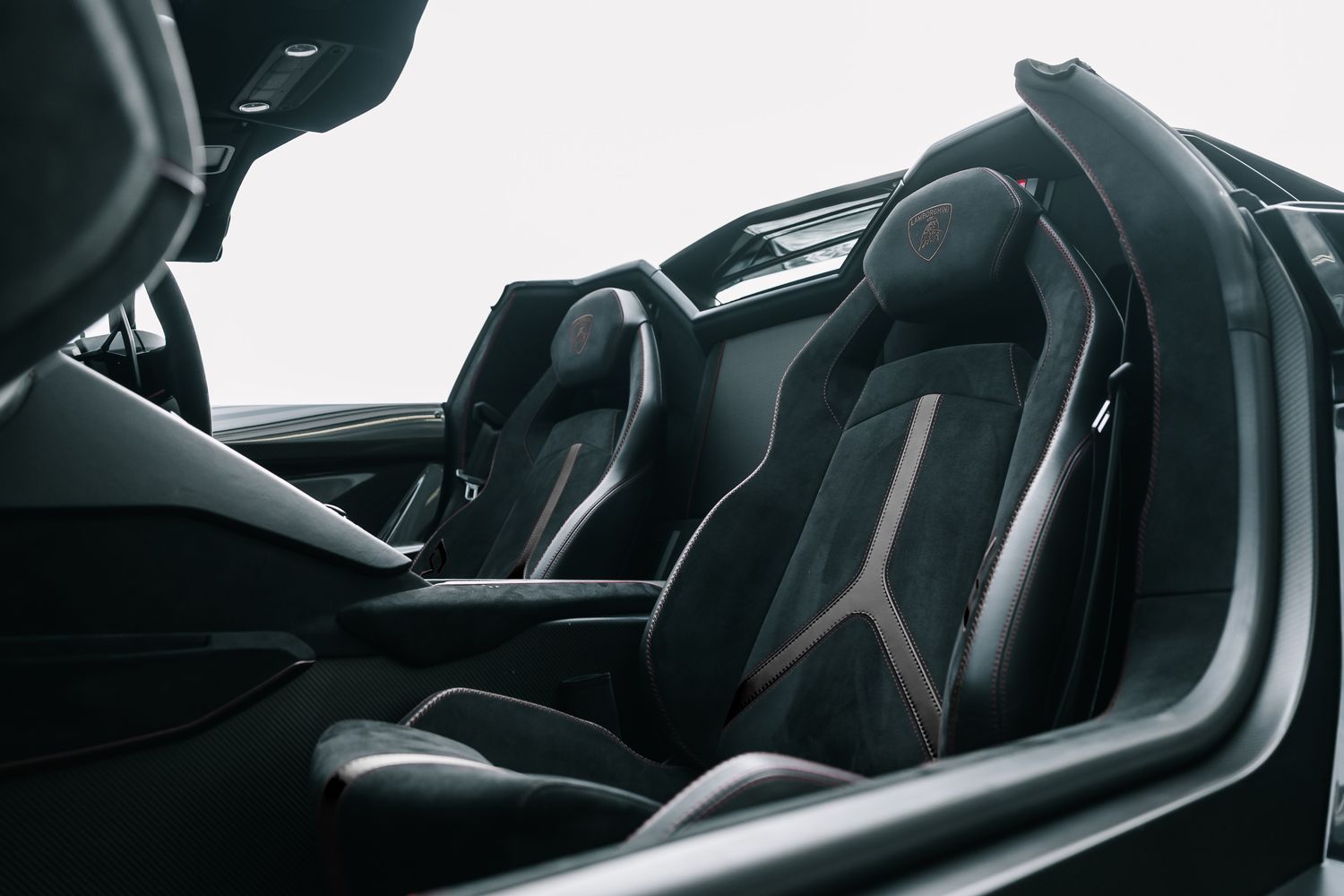 Lamborghini Aventador SVJ Roadster