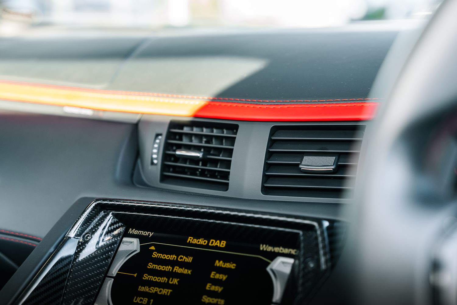 Lamborghini Aventador S Roadster LP 740-4