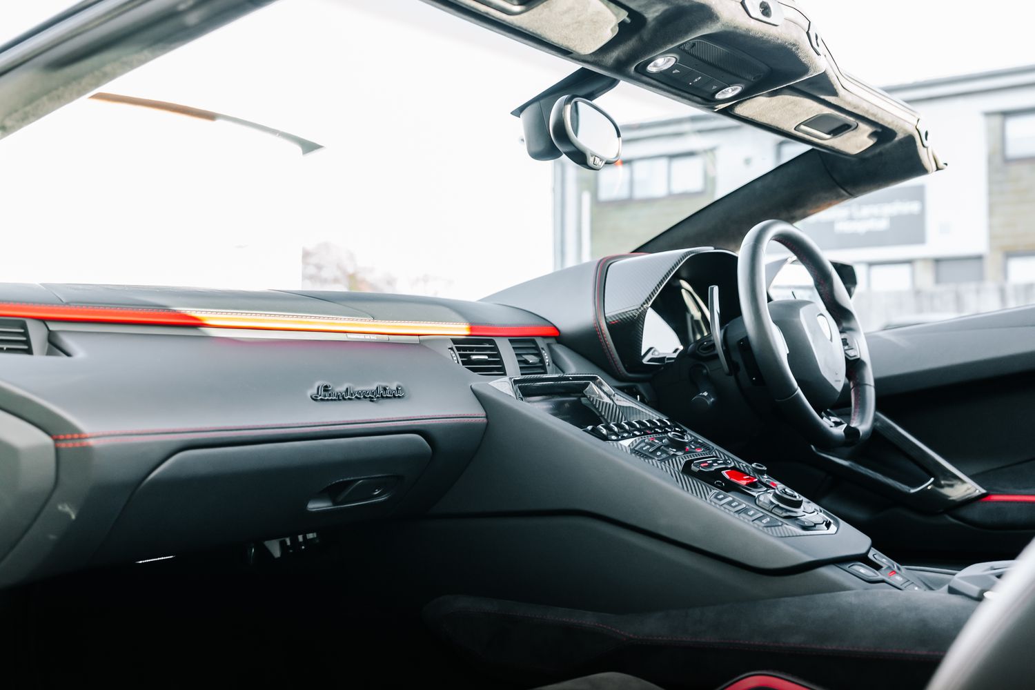 Lamborghini Aventador S Roadster LP 740-4