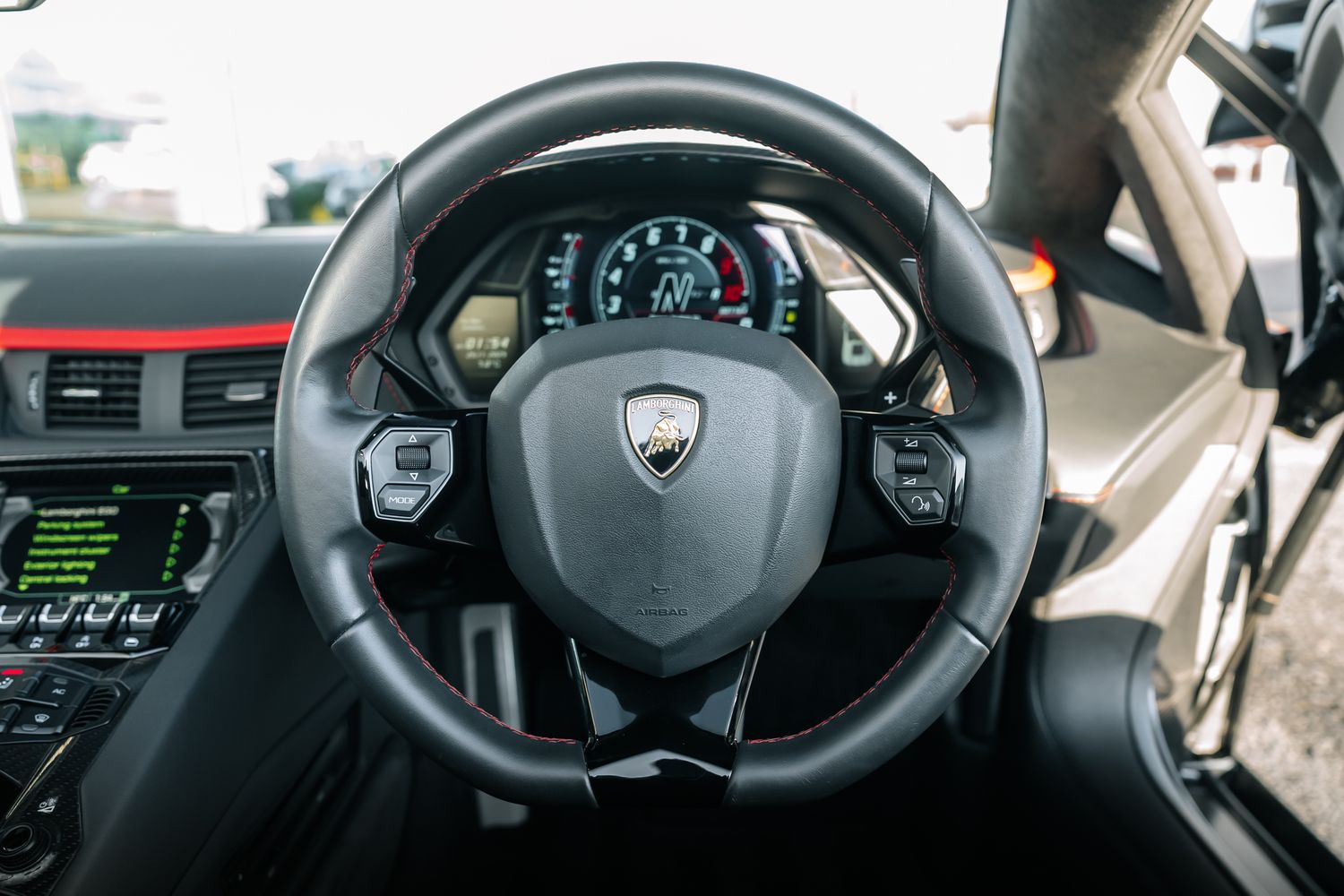 Lamborghini Aventador S Roadster LP 740-4