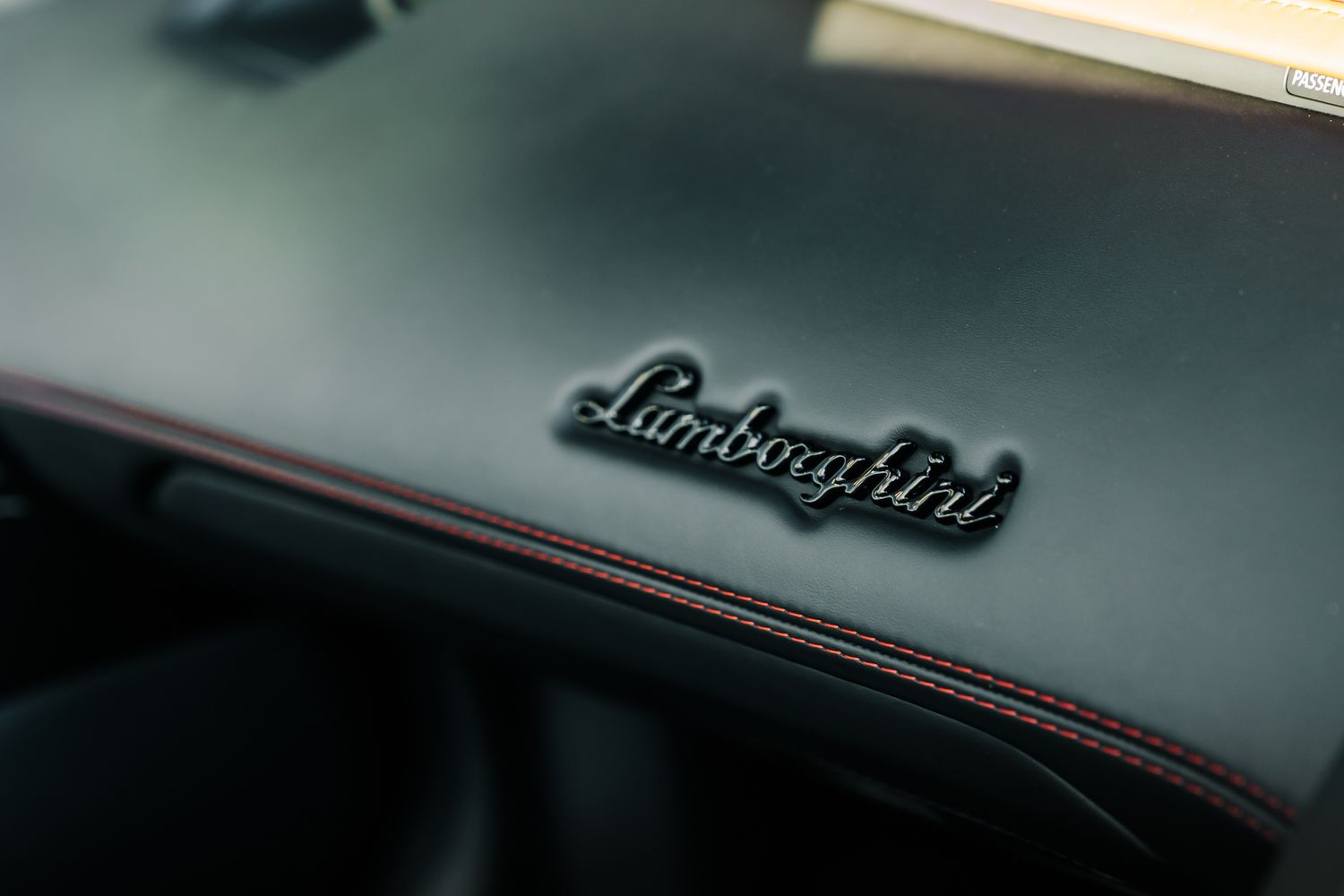 Lamborghini Aventador S Roadster LP 740-4