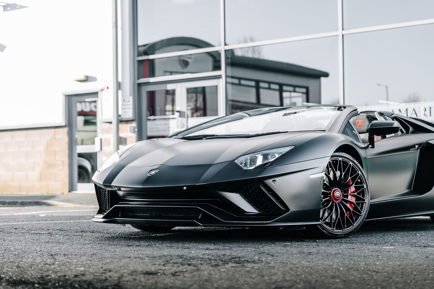 Lamborghini Aventador S Roadster LP 740-4