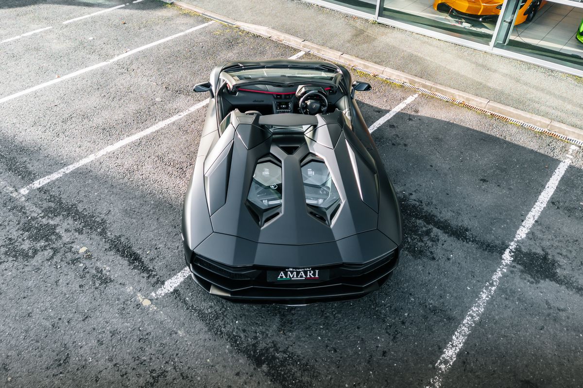 Lamborghini Aventador S Roadster LP 740-4