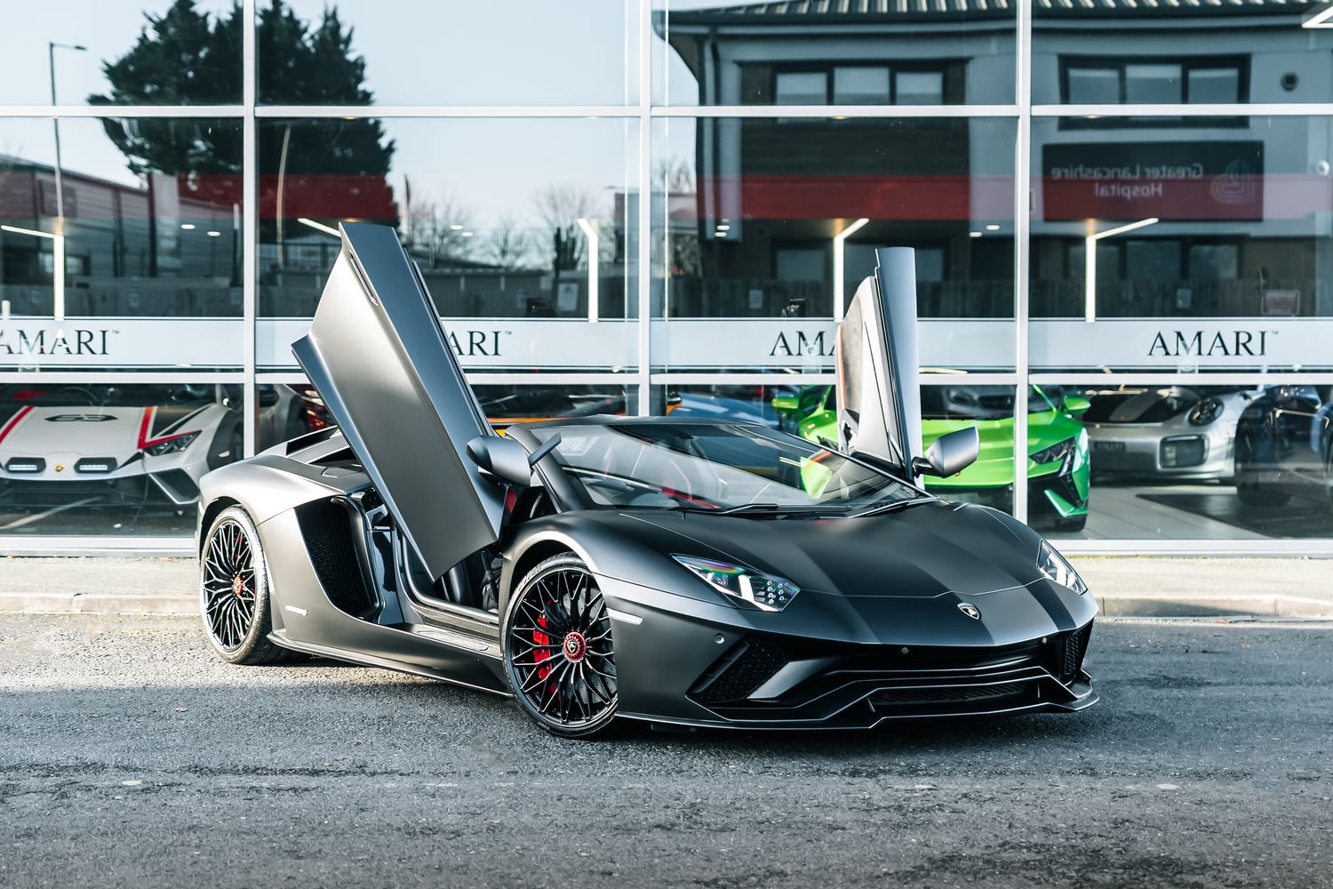 Lamborghini Aventador S Roadster LP 740-4