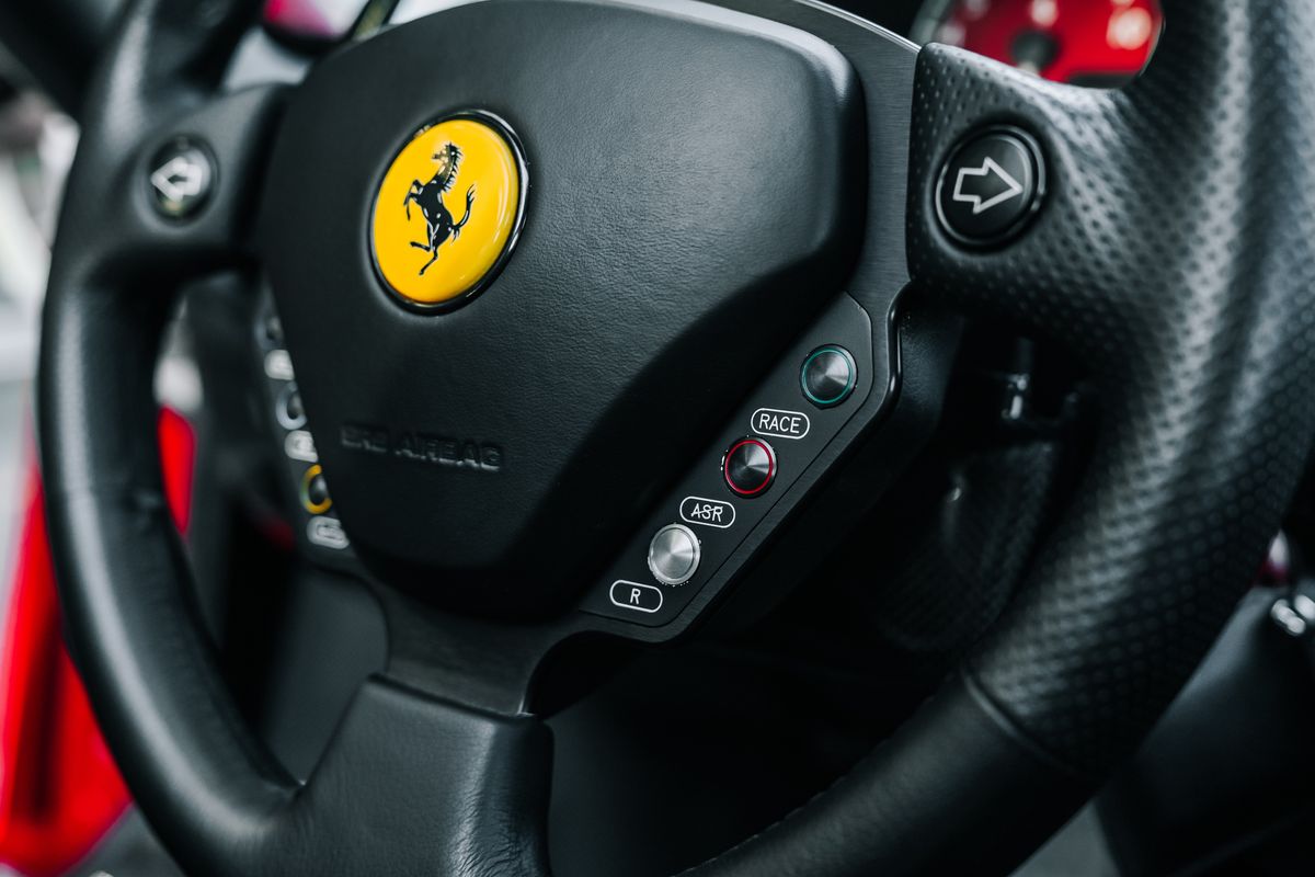 Ferrari Enzo
