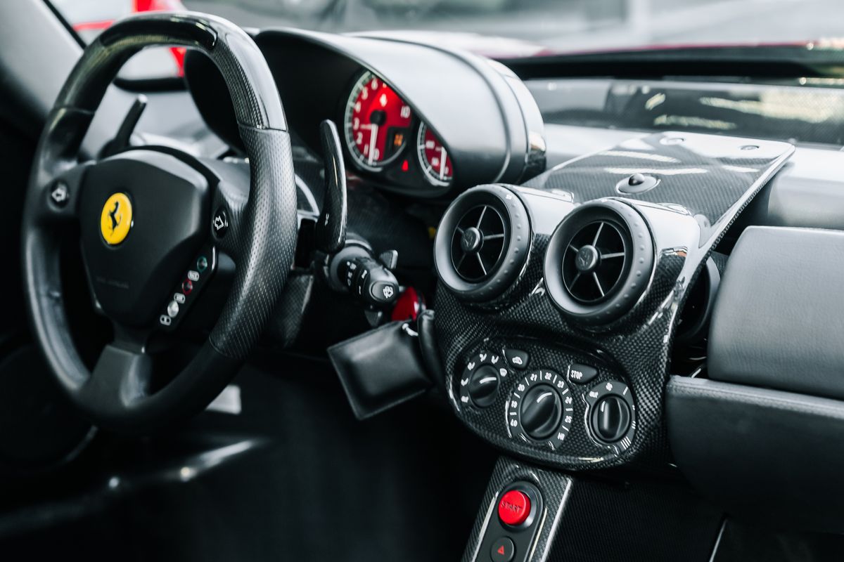 Ferrari Enzo
