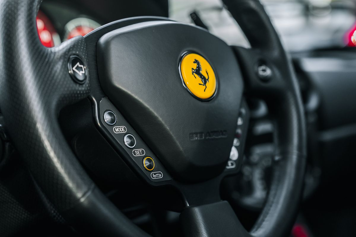 Ferrari Enzo