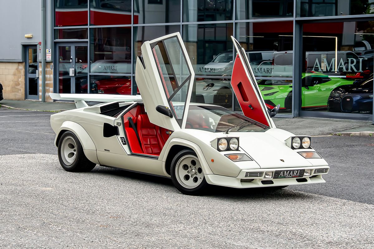 LAMBORGHINI COUNTACH LP400S