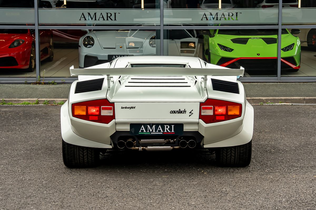 LAMBORGHINI COUNTACH LP400S