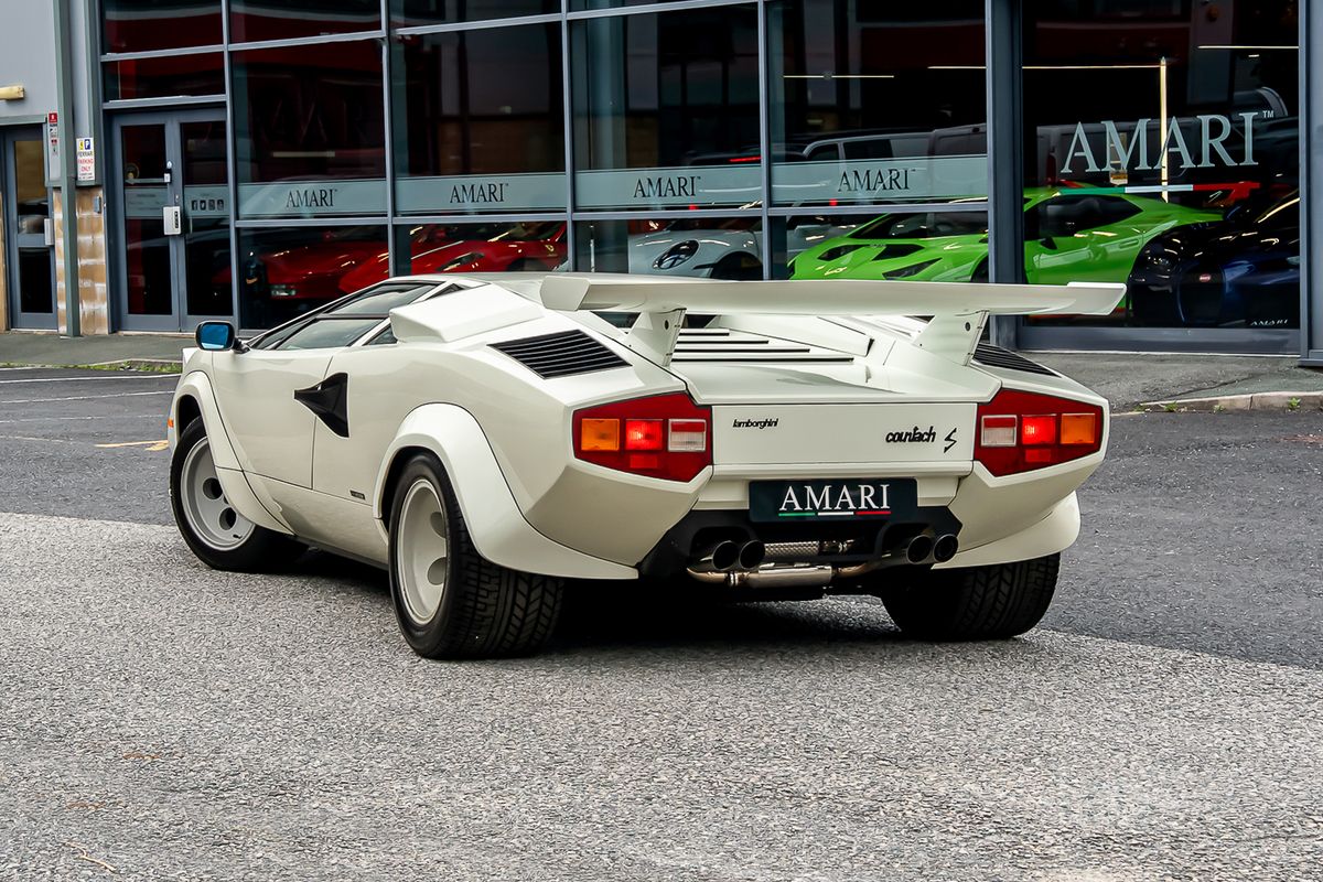 LAMBORGHINI COUNTACH LP400S