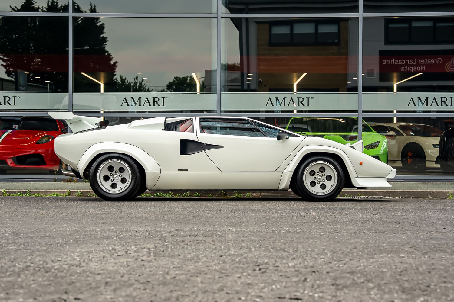 LAMBORGHINI COUNTACH LP400S