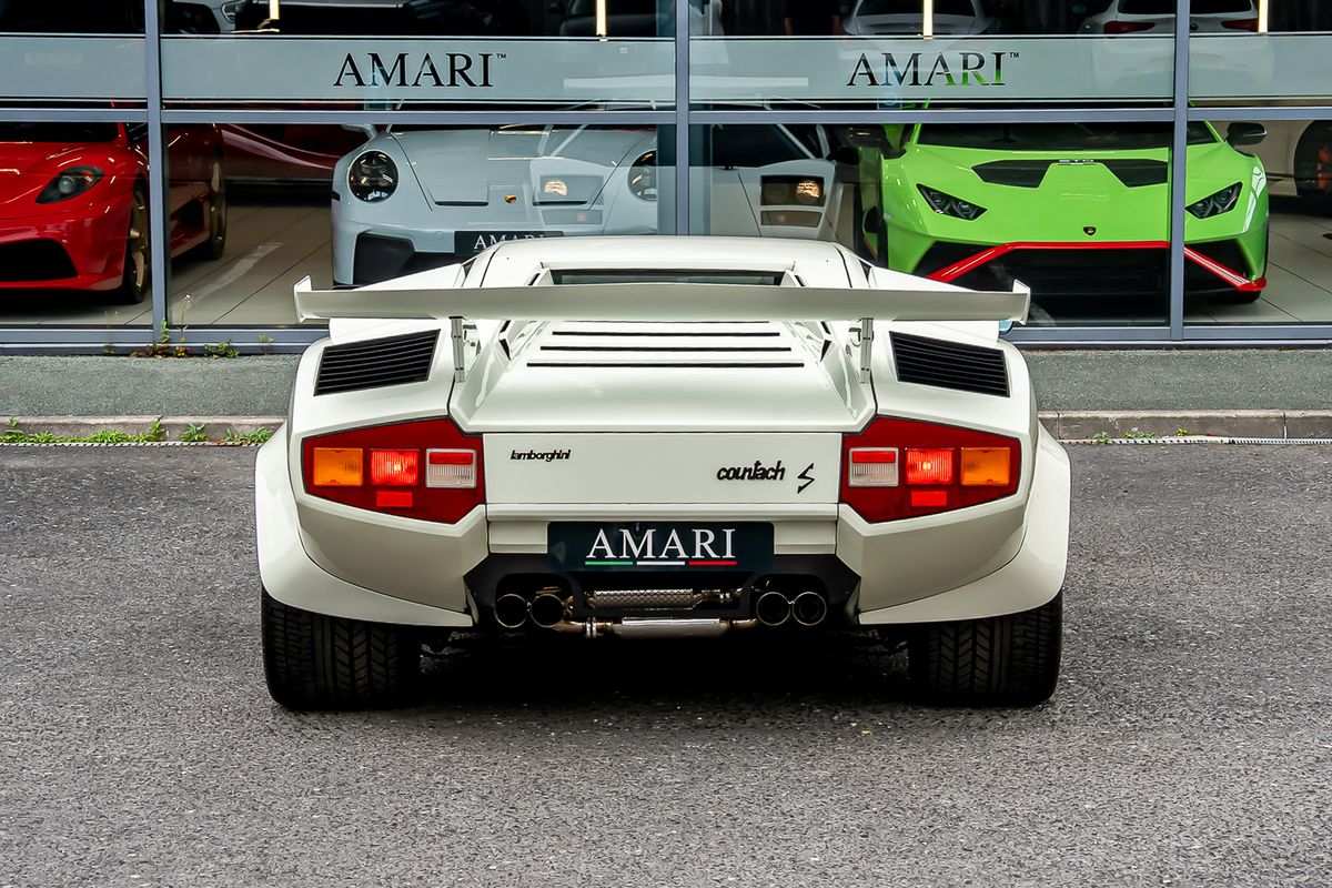 LAMBORGHINI COUNTACH LP400S