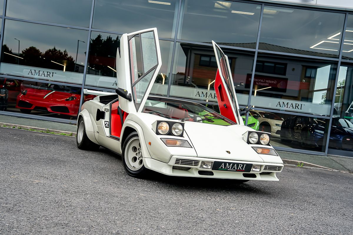 LAMBORGHINI COUNTACH LP400S