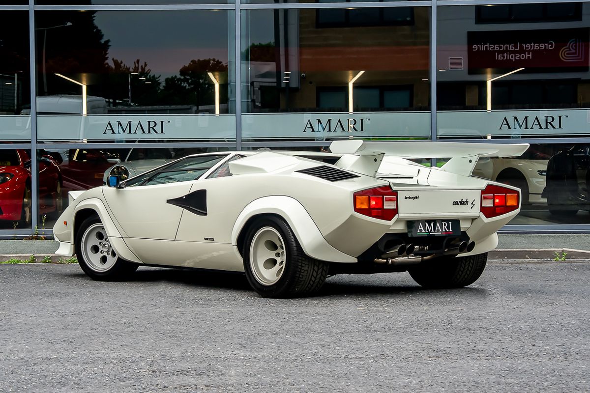 LAMBORGHINI COUNTACH LP400S
