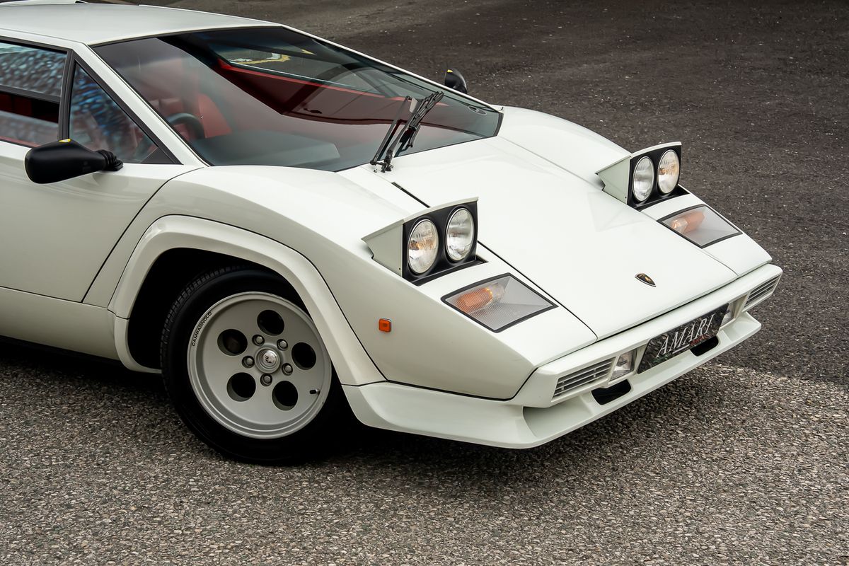 LAMBORGHINI COUNTACH LP400S