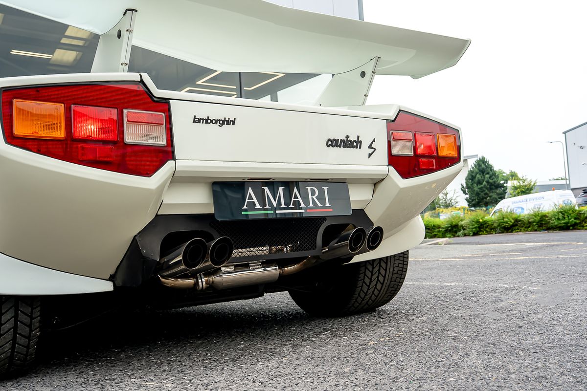 LAMBORGHINI COUNTACH LP400S