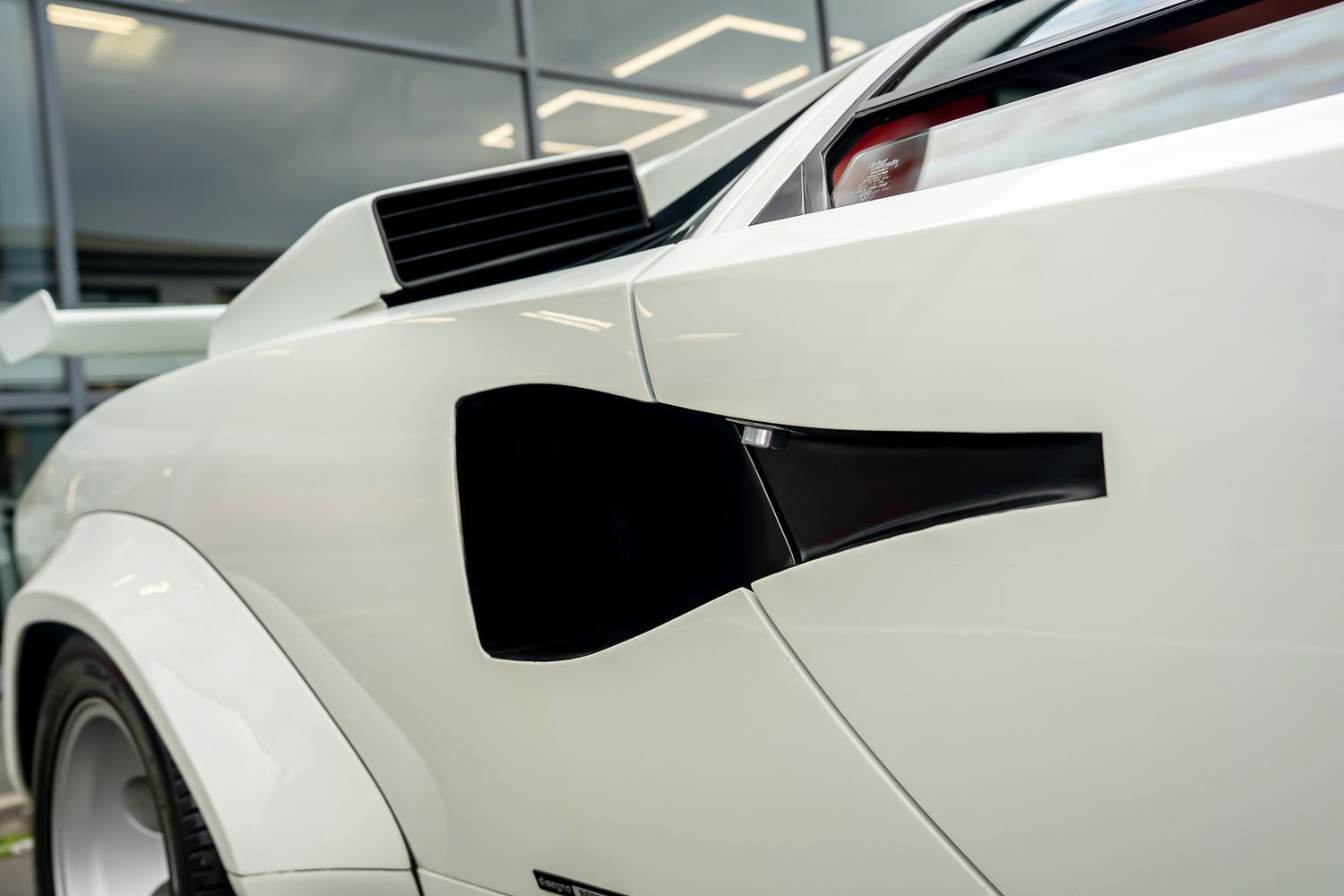 LAMBORGHINI COUNTACH LP400S