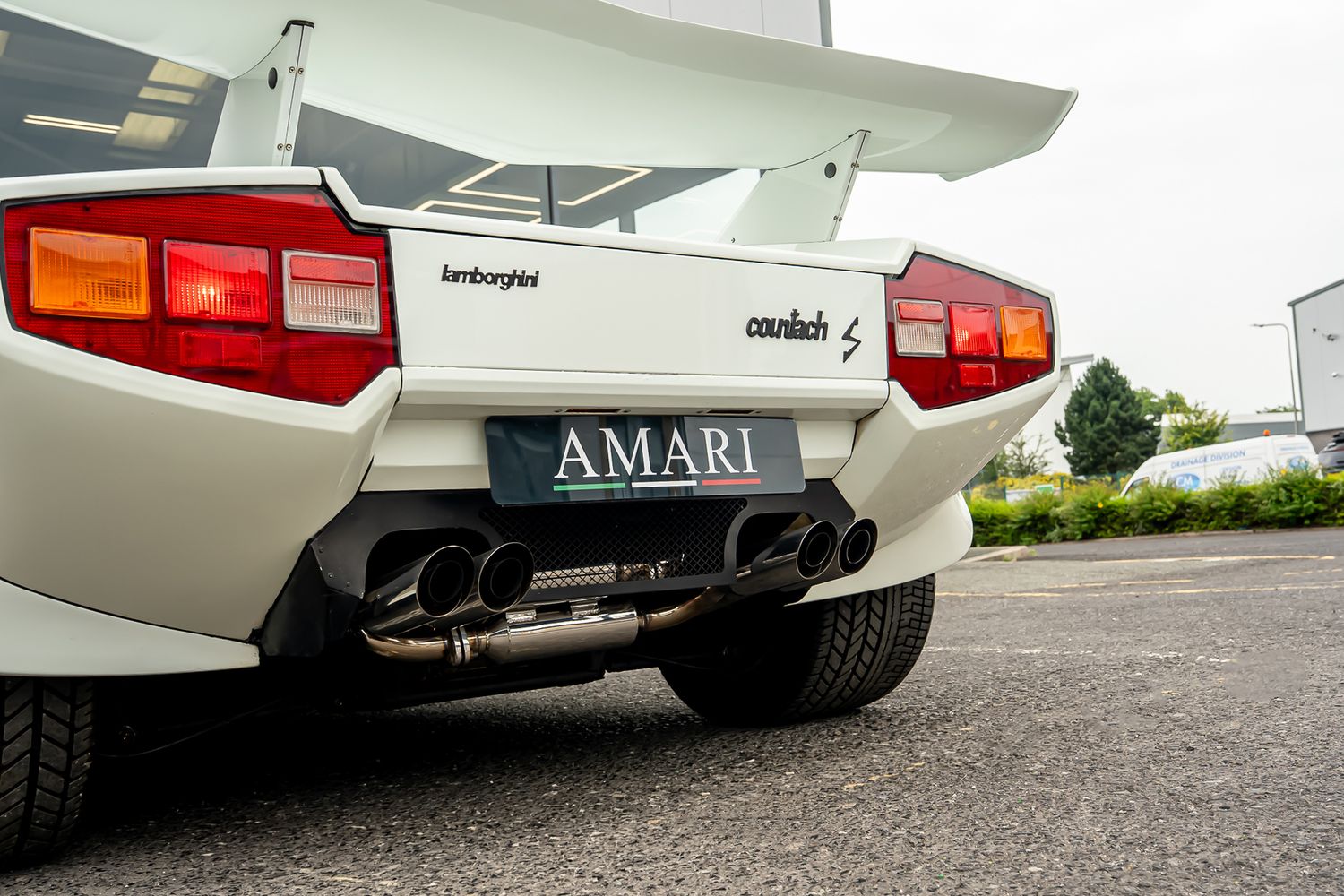 LAMBORGHINI COUNTACH LP400S