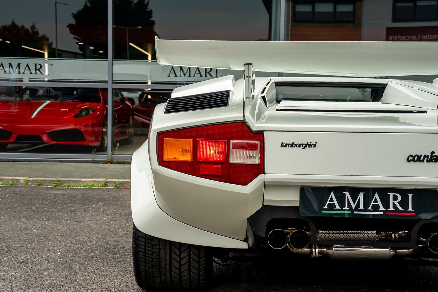 LAMBORGHINI COUNTACH LP400S