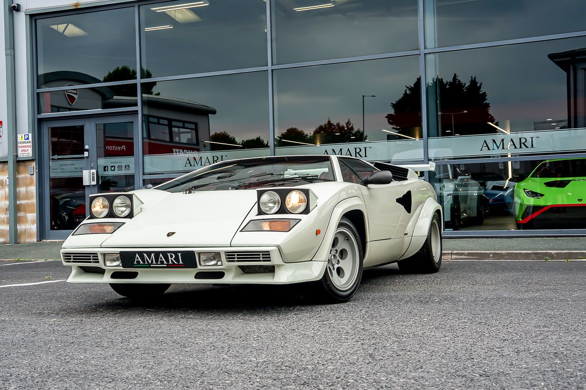 LAMBORGHINI COUNTACH LP400S