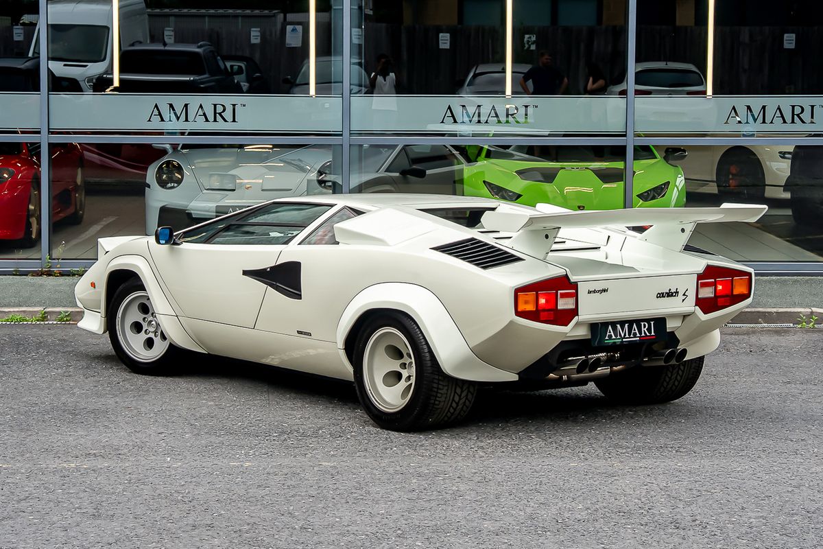 LAMBORGHINI COUNTACH LP400S