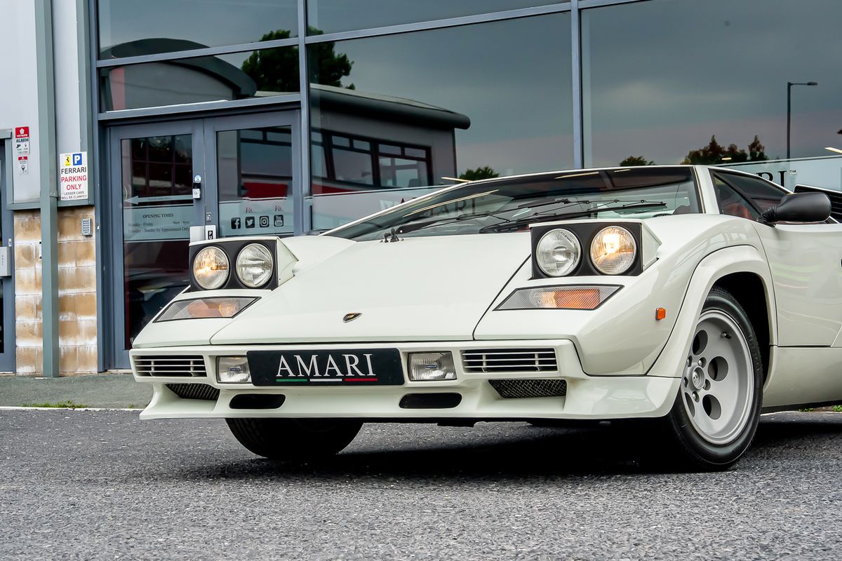 LAMBORGHINI COUNTACH LP400S
