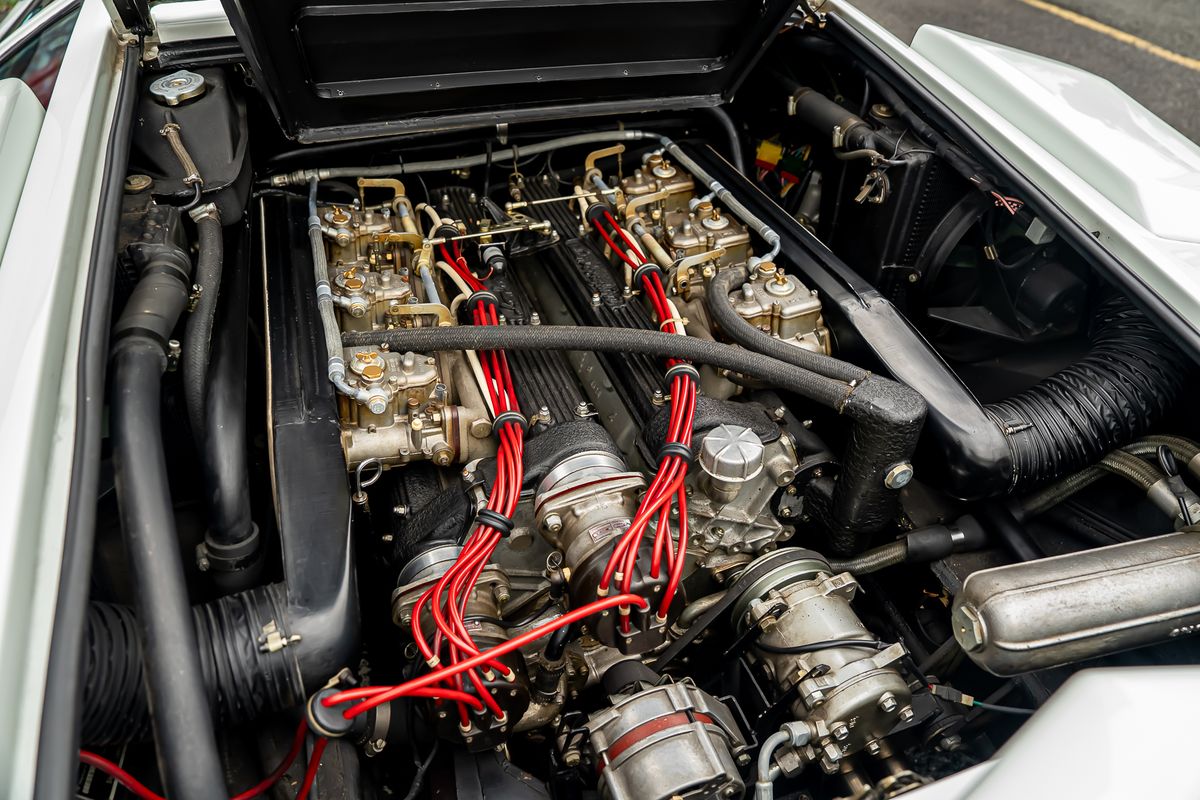 LAMBORGHINI COUNTACH LP400S