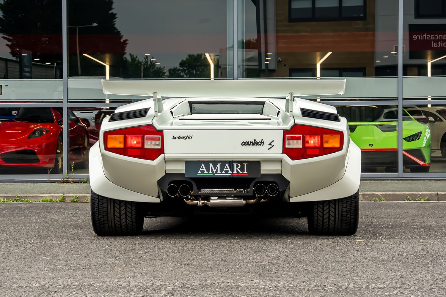 LAMBORGHINI COUNTACH LP400S