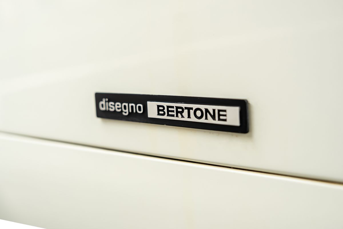 LAMBORGHINI COUNTACH LP400S