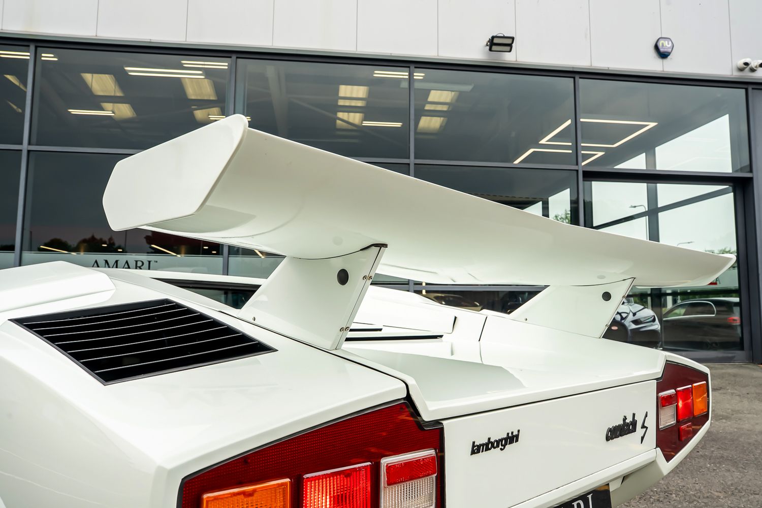 LAMBORGHINI COUNTACH LP400S