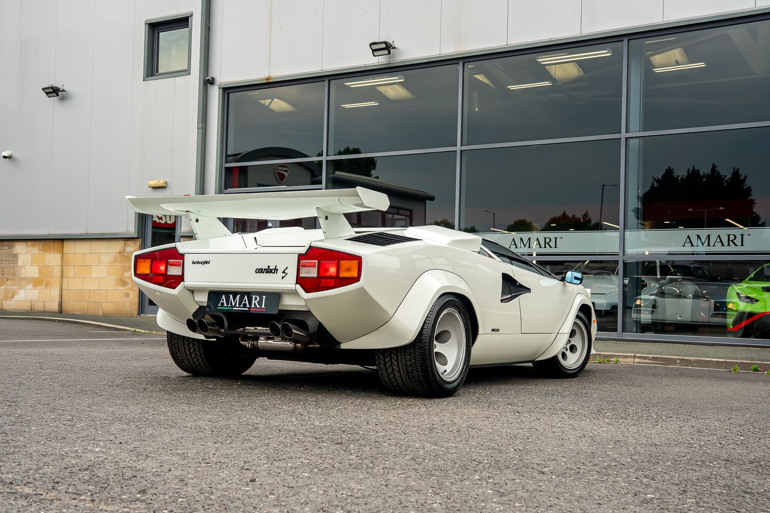 LAMBORGHINI COUNTACH LP400S