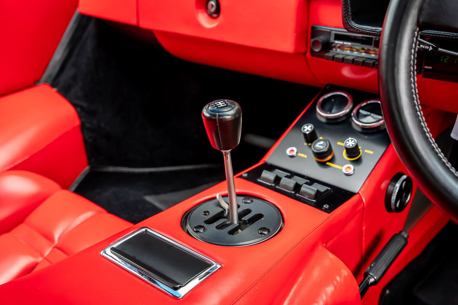 LAMBORGHINI COUNTACH LP400S