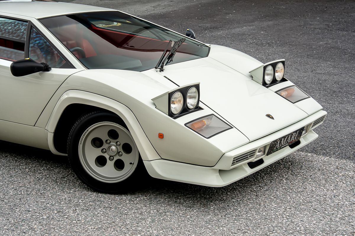 LAMBORGHINI COUNTACH LP400S