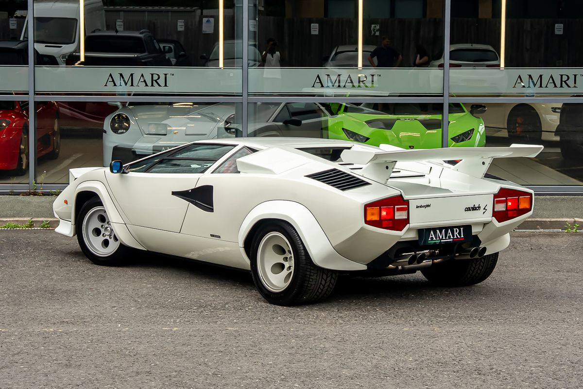 LAMBORGHINI COUNTACH LP400S
